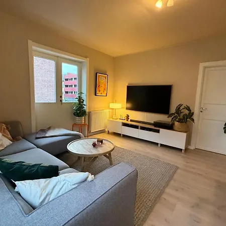 Lejlighed Cozy Three-room Centrally Located At Carl Berner Oslo